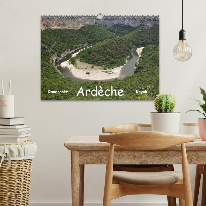 Ardèche - Randonnée & Kayak (CALVENDO Calendrier mensuel 2025)