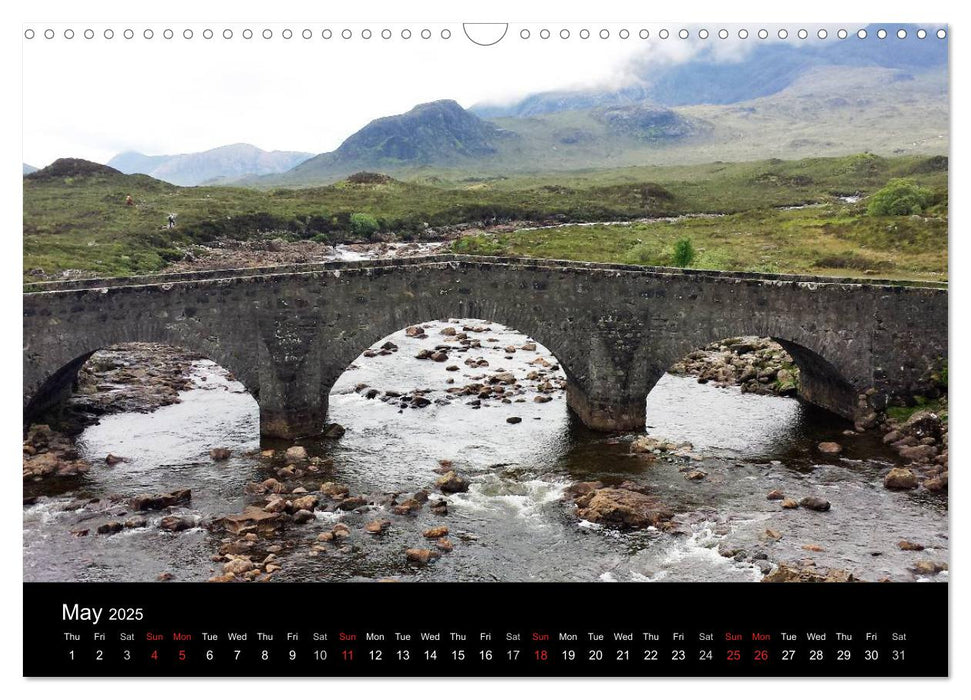 Skye - Scottish islands (CALVENDO Monthly Calendar 2025)