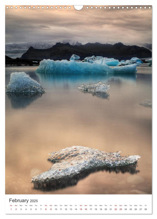 Magic of Iceland - nature photography (CALVENDO Monthly Calendar 2025)