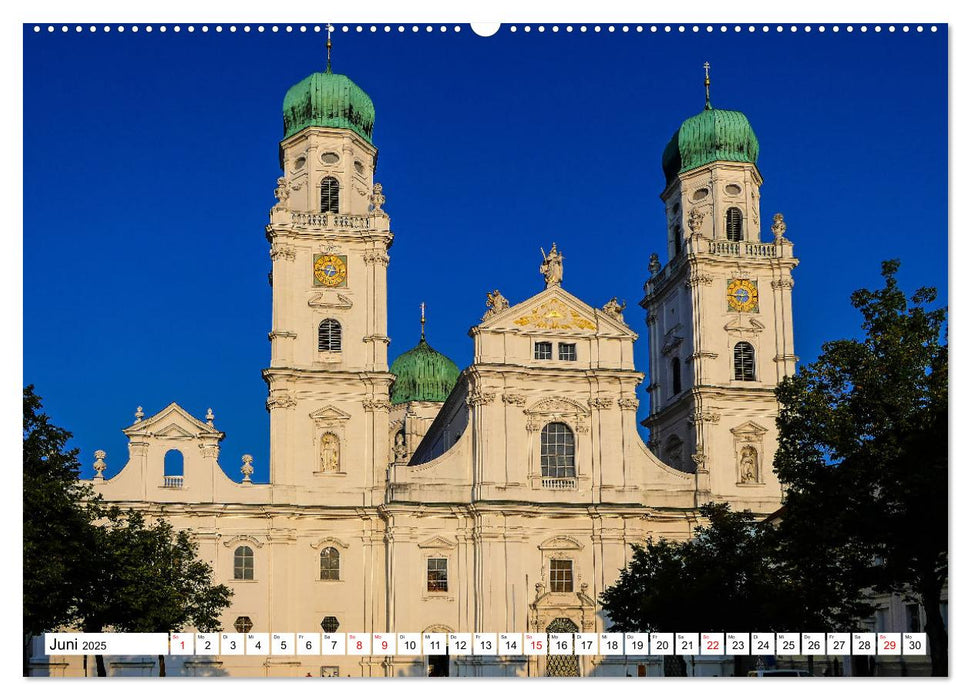 Passau die Barockstadt an der Donau (CALVENDO Wandkalender 2025)