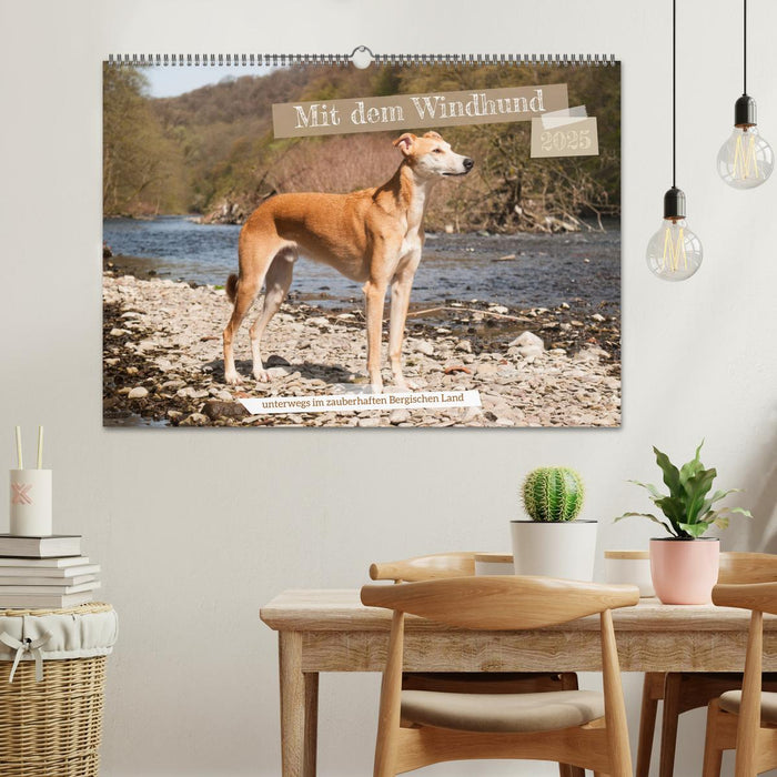 Mit dem Windhund unterwegs im zauberhaften Bergischen Land (CALVENDO Wandkalender 2025)