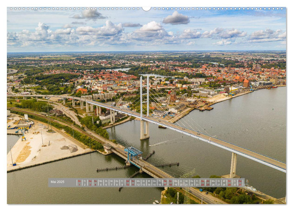 Die Ostsee von oben, Mecklenburg-Vorpommern (CALVENDO Premium Wandkalender 2025)