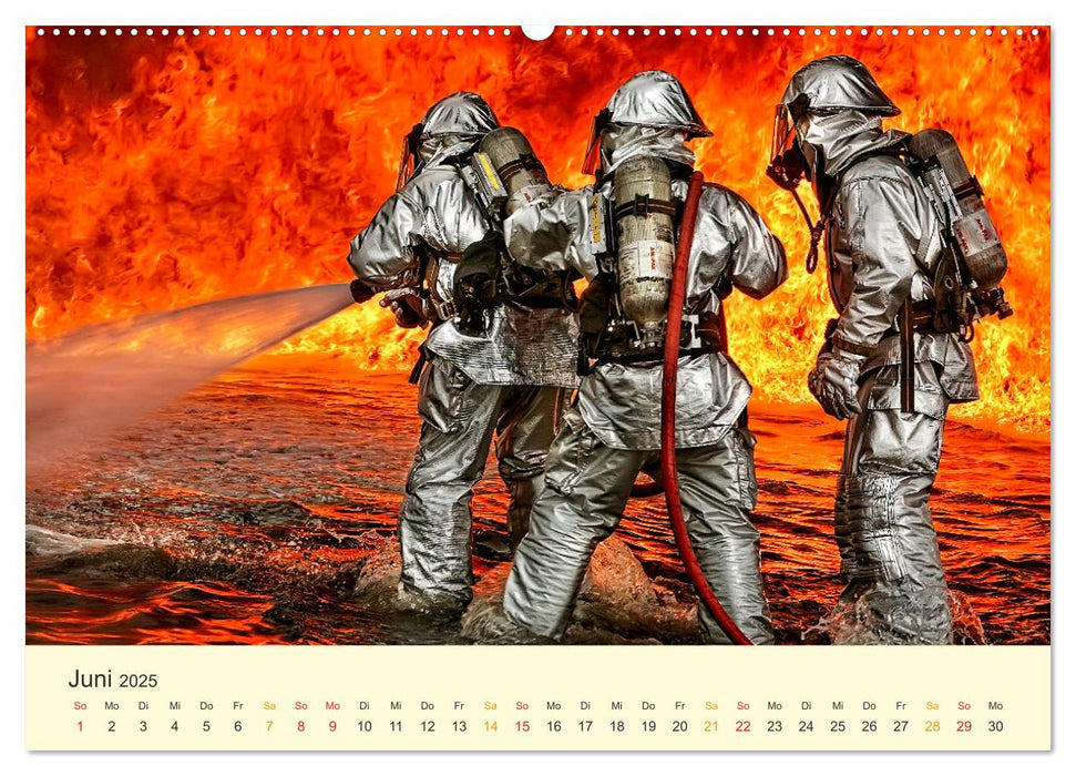 Feuerwehr - mein Kalender (CALVENDO Premium Wandkalender 2025)