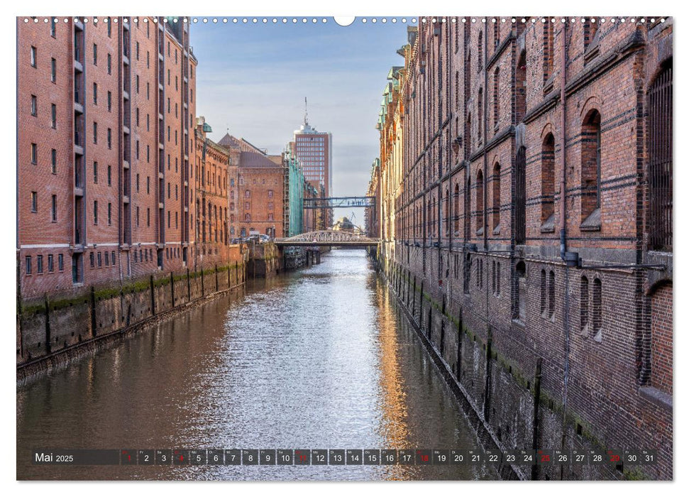 Hamburg - Die Weltstadt an der Waterkant (CALVENDO Premium Wandkalender 2025)