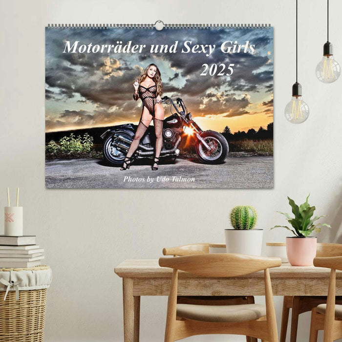 Motorräder und Sexy Girls (CALVENDO Wandkalender 2025)