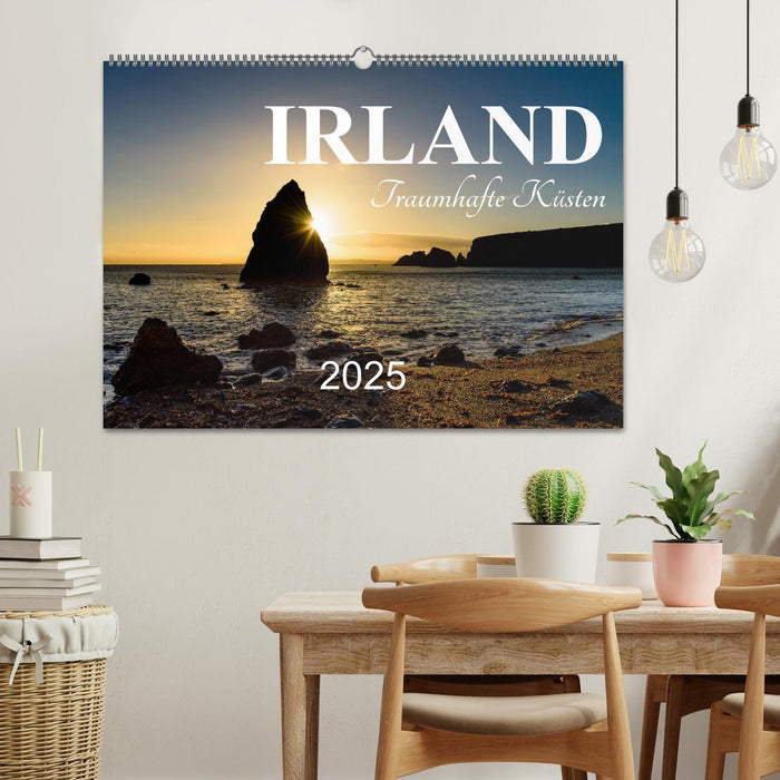 Irland - Traumhafte Küsten (CALVENDO Wandkalender 2025)