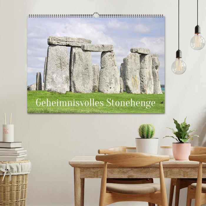 Geheimnisvolles Stonehenge (CALVENDO Wandkalender 2025)