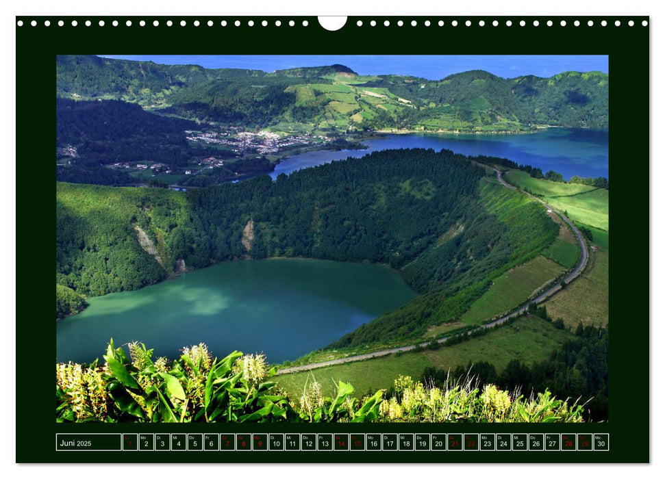 Sao Miguel - Perle der Azoren (CALVENDO Wandkalender 2025)