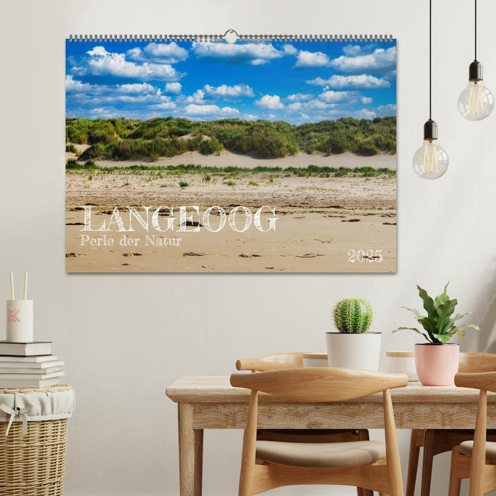 Langeoog - Perle der Natur (CALVENDO Wandkalender 2025)