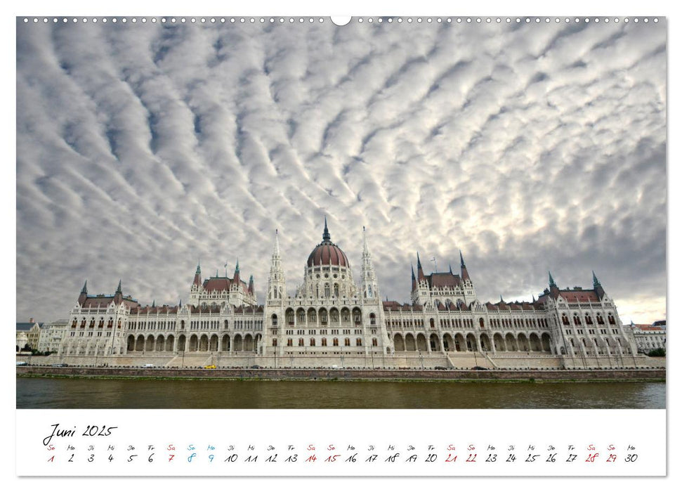 Entlang der Donau, Sehenswürdigkeiten von Passau bis Budapest (CALVENDO Premium Wandkalender 2025)