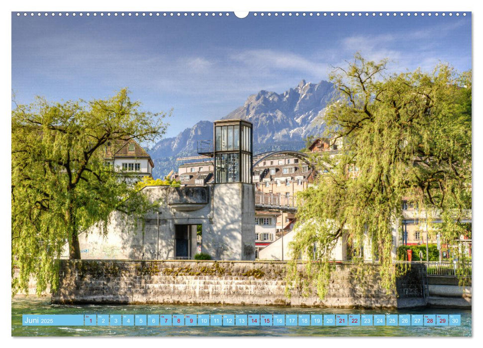 Luzern an der Reuss (CALVENDO Premium Wandkalender 2025)