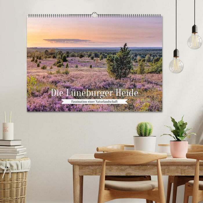 Die Lüneburger Heide - Faszination einer Naturlandschaft (CALVENDO Wandkalender 2025)