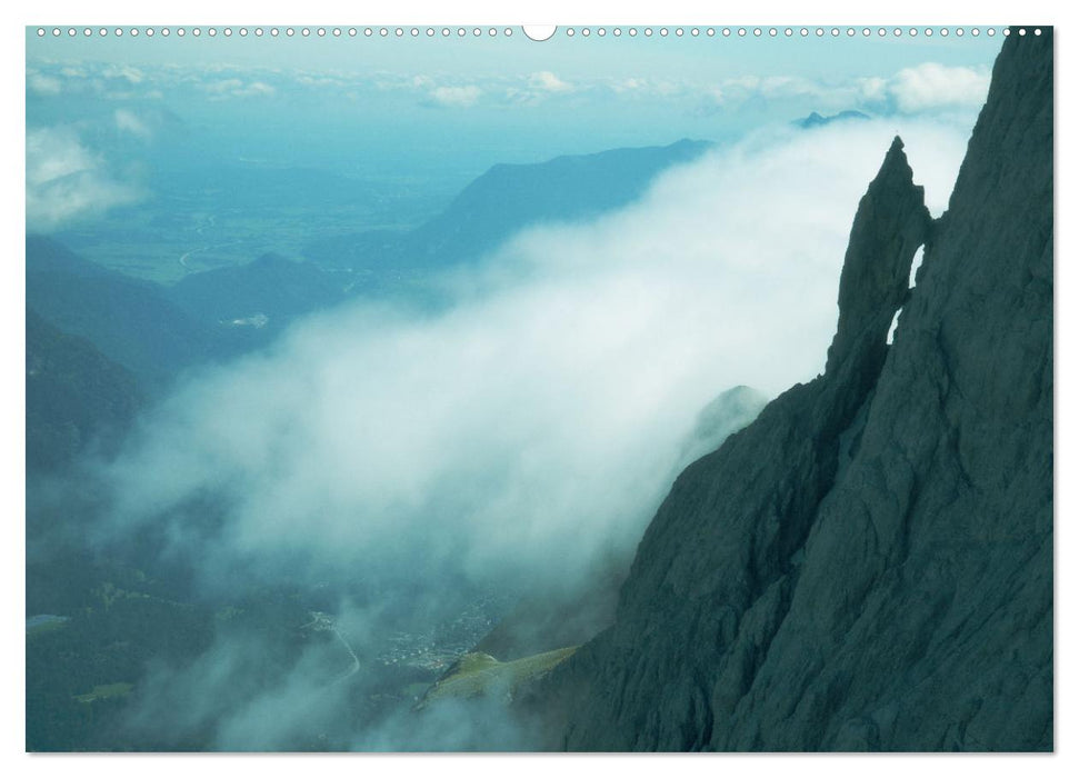 Zugspitze aufi (CALVENDO Wandkalender 2025)