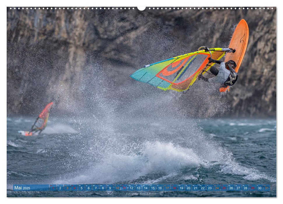 Surfparadies Urnersee (CALVENDO Premium Wandkalender 2025)