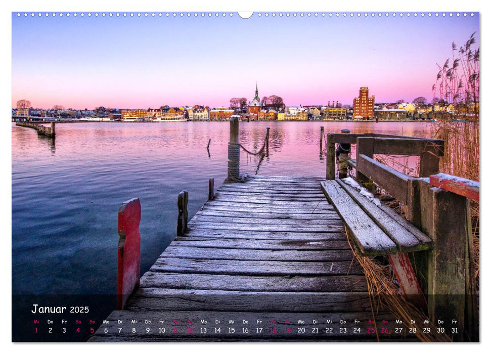 Maritimes Kappeln - Rund um den Hafen (CALVENDO Premium Wandkalender 2025)