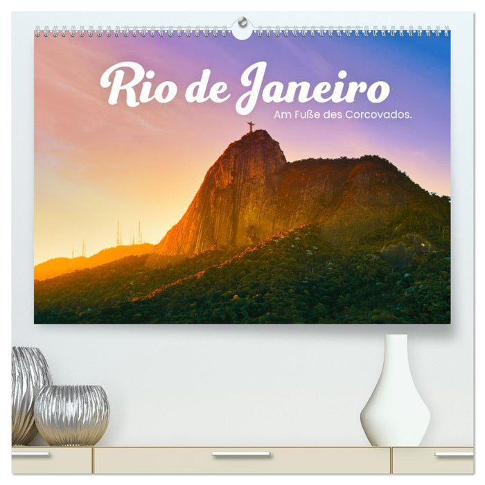 Rio de Janeiro - Am Fuße des Corcovados. (CALVENDO Premium Wandkalender 2025)