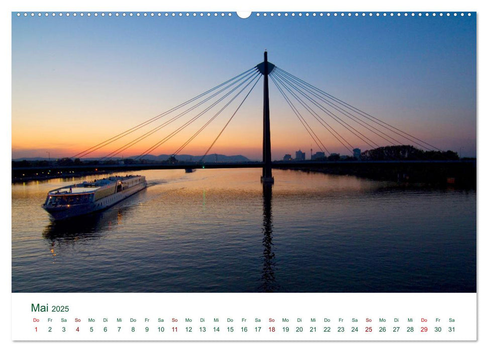 Österreichs Donau (CALVENDO Premium Wandkalender 2025)