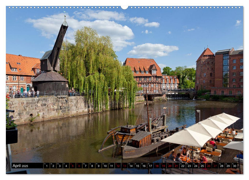 Lüneburg - Perle an der Ilmenau (CALVENDO Premium Wandkalender 2025)