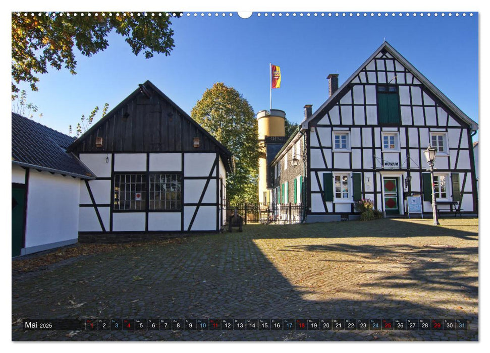 Stadtansichten Bergneustadt (CALVENDO Premium Wandkalender 2025)