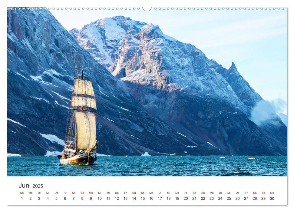 Zwischen den Eisbergen in Grönland (CALVENDO Premium Wandkalender 2025)