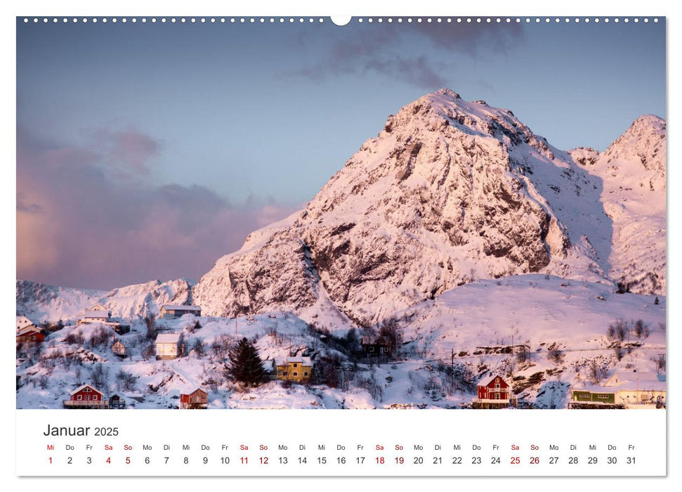 Lofoten - Mehr als nur Polarlichter. (CALVENDO Wandkalender 2025)