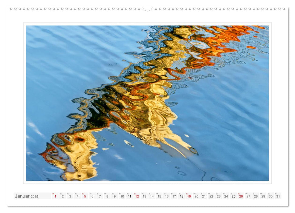 Wasserspiegelungen. Künstlerische Bilder durch Wind und Wellen (CALVENDO Wandkalender 2025)