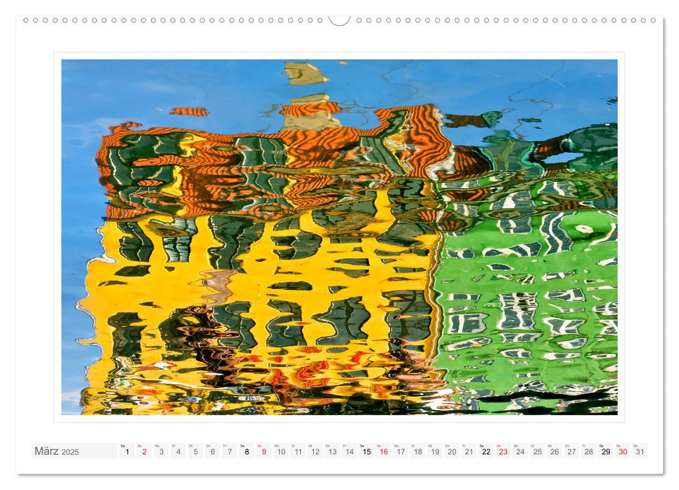 Wasserspiegelungen. Künstlerische Bilder durch Wind und Wellen (CALVENDO Wandkalender 2025)