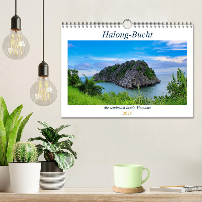 Halong-Bucht - die schönsten Inseln Vietnams (CALVENDO Wandkalender 2025)