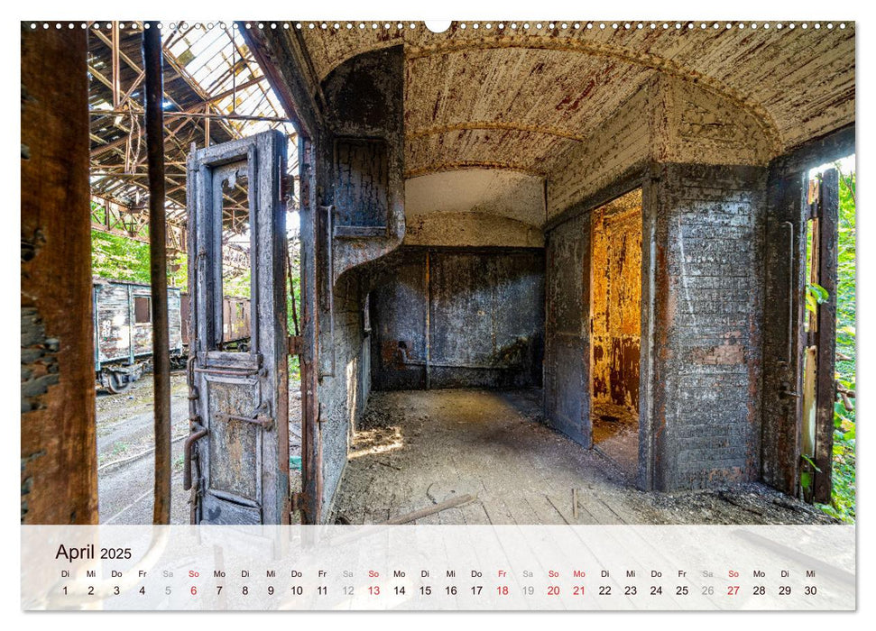 Lost Places - verlassen und vergessen (CALVENDO Wandkalender 2025)