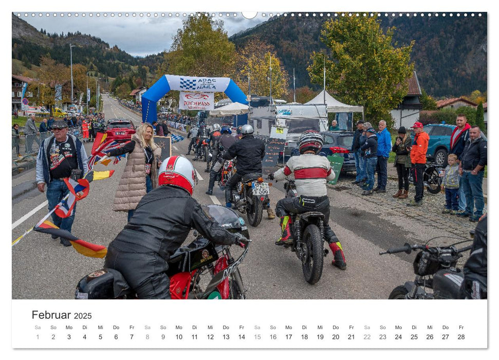 Motorräder am Jochpass (CALVENDO Premium Wandkalender 2025)