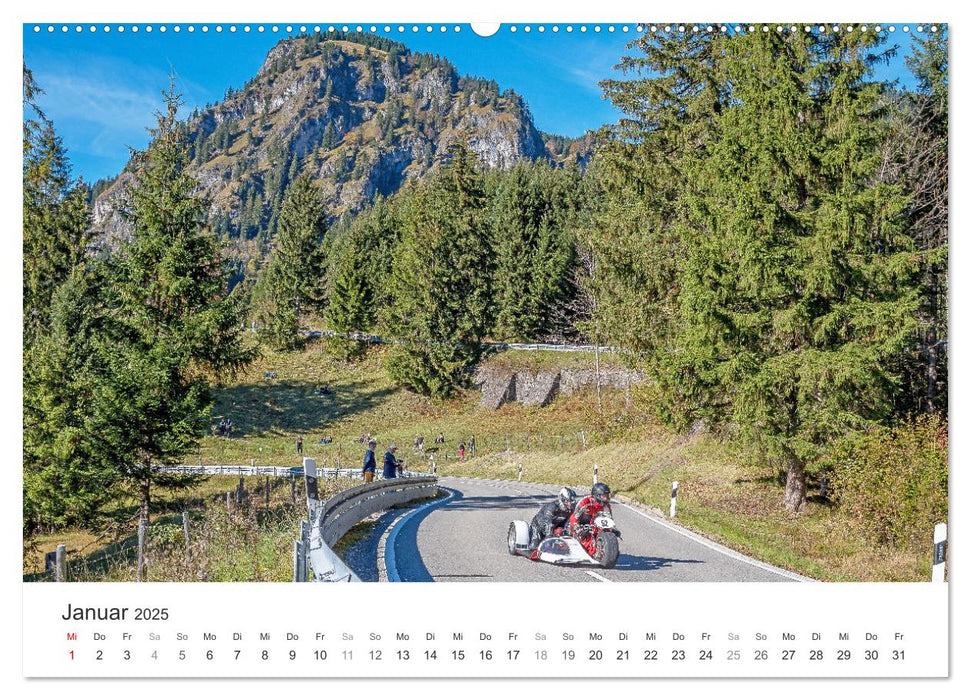 Motorradgespanne am Jochpass (CALVENDO Premium Wandkalender 2025)