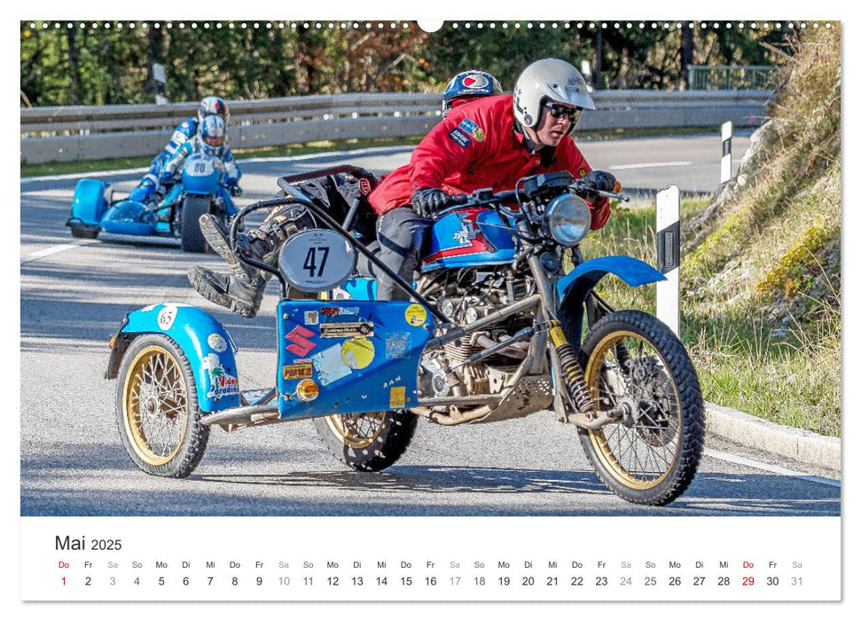 Motorradgespanne am Jochpass (CALVENDO Premium Wandkalender 2025)