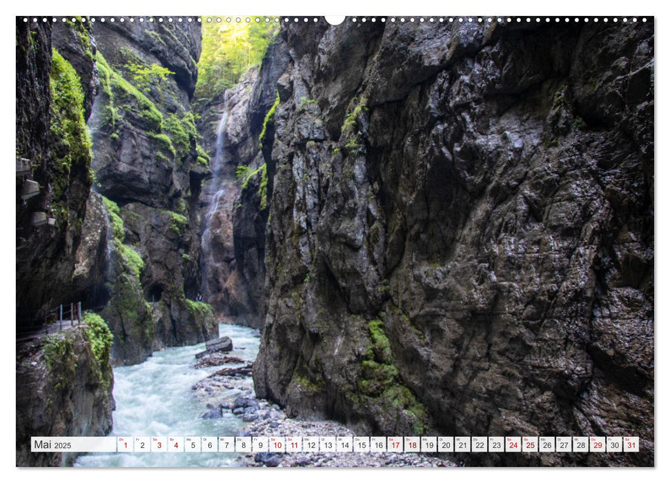 Urlaub in der Zugspitz Region (CALVENDO Premium Wandkalender 2025)