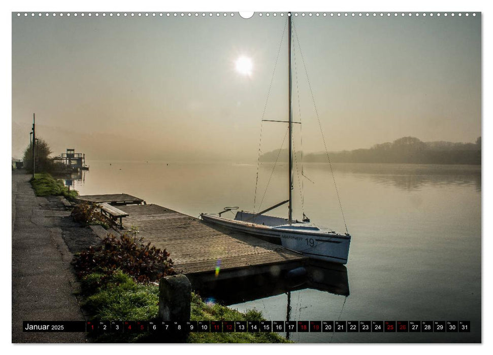 Morgennebel am Baldeneysee (CALVENDO Premium Wandkalender 2025)