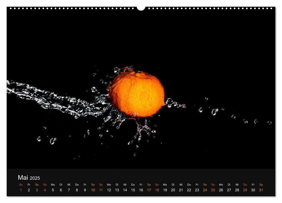 Gespritztes - Früchte im Wasserstrahl (CALVENDO Premium Wandkalender 2025)