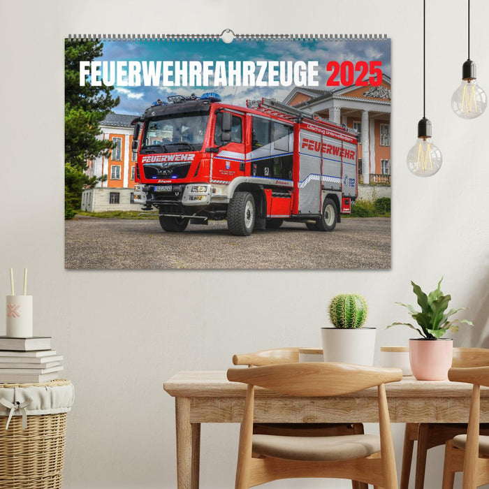 Feuerwehrfahrzeuge (CALVENDO Wandkalender 2025)