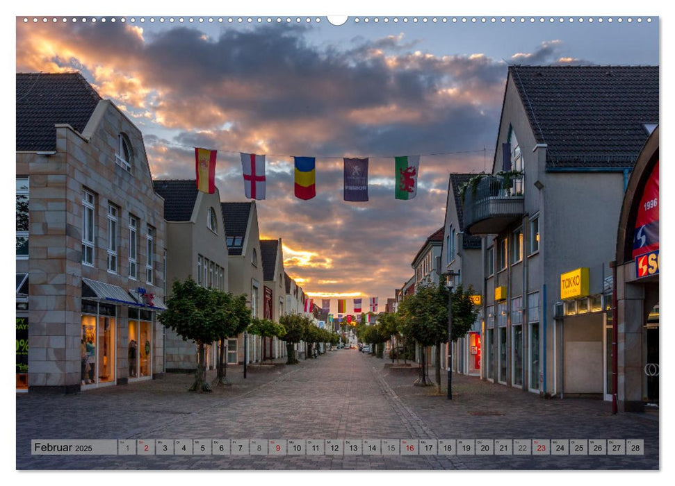 Neheim Leuchtenstadt mit "Sauerländer Dom" (CALVENDO Premium Wandkalender 2025)