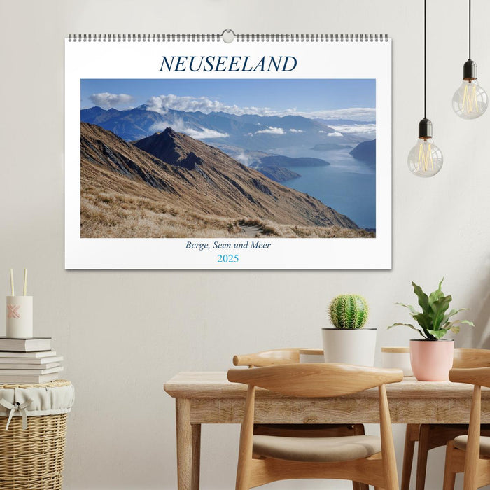 Neuseeland - Berge, Seen und Meer (CALVENDO Wandkalender 2025)