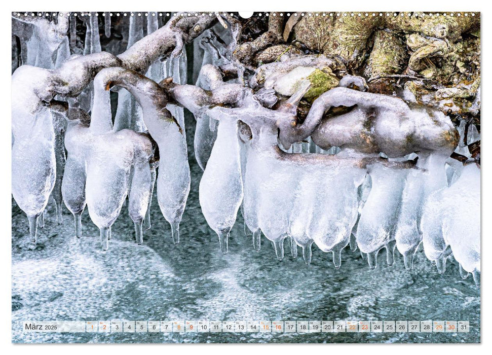 Eisige Strukturen fotografiert am Uracher und Gütersteiner Wasserfall (CALVENDO Premium Wandkalender 2025)