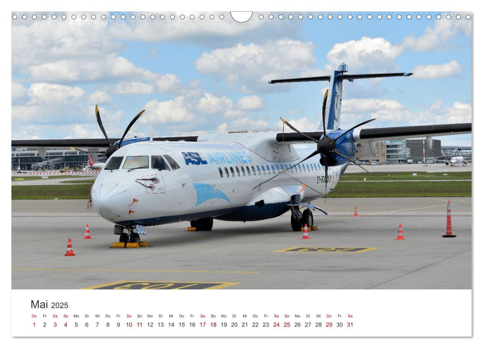 Ein Jahr am Flughafen Stuttgart (CALVENDO Wandkalender 2025)