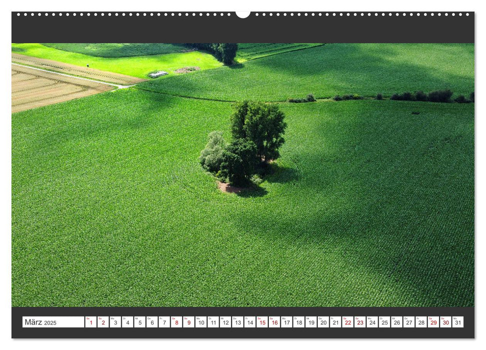 Die Natur von oben - aufgenommen über Deutschland (CALVENDO Wandkalender 2025)