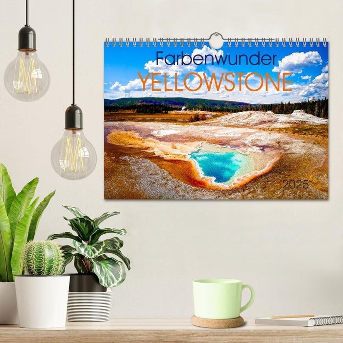 Farbenwunder Yellowstone (CALVENDO Wandkalender 2025)