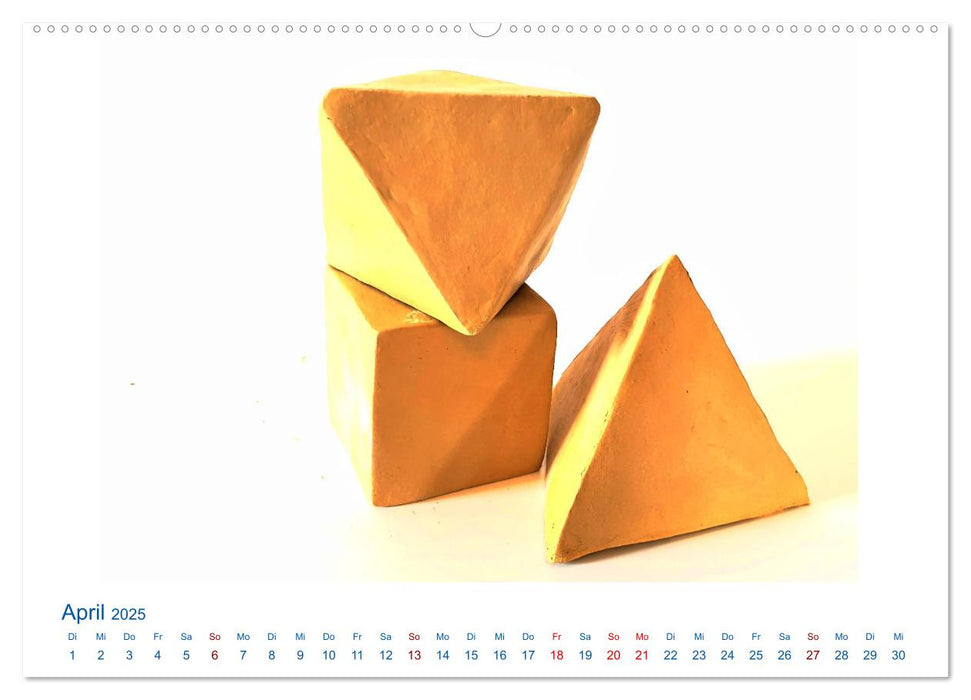 Formvollendete Symmetrie - Die platonischen Körper modelliert mit Ton (CALVENDO Wandkalender 2025)