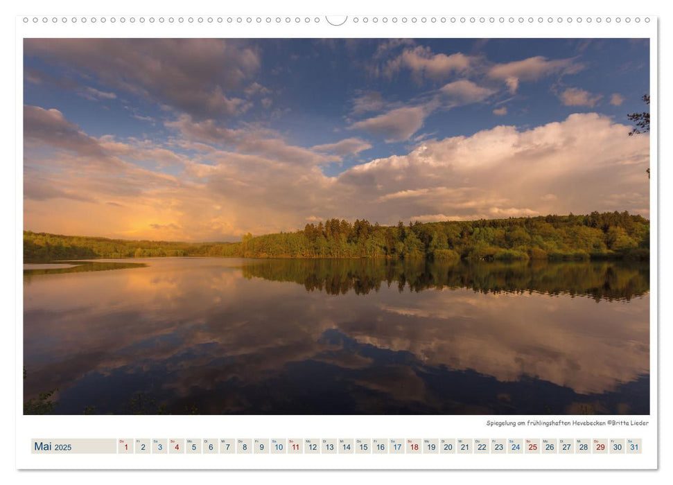 Möhnesee - das westfälische Meer (CALVENDO Premium Wandkalender 2025)