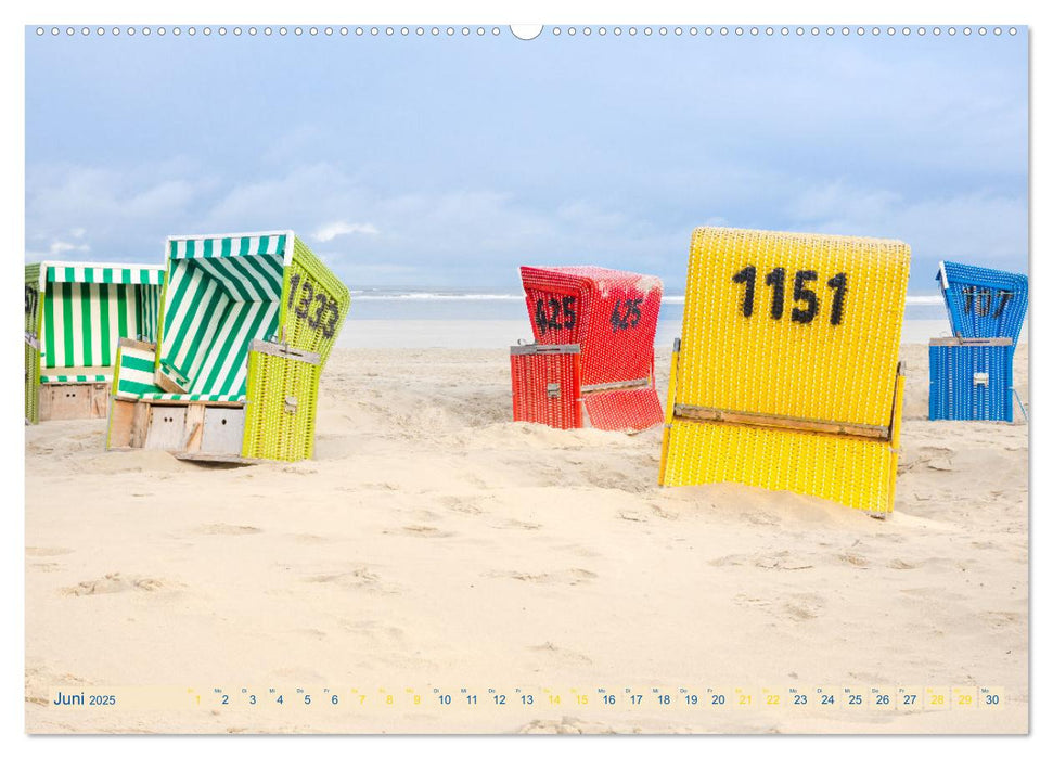 Am Strand von Langeoog (CALVENDO Premium Wandkalender 2025)