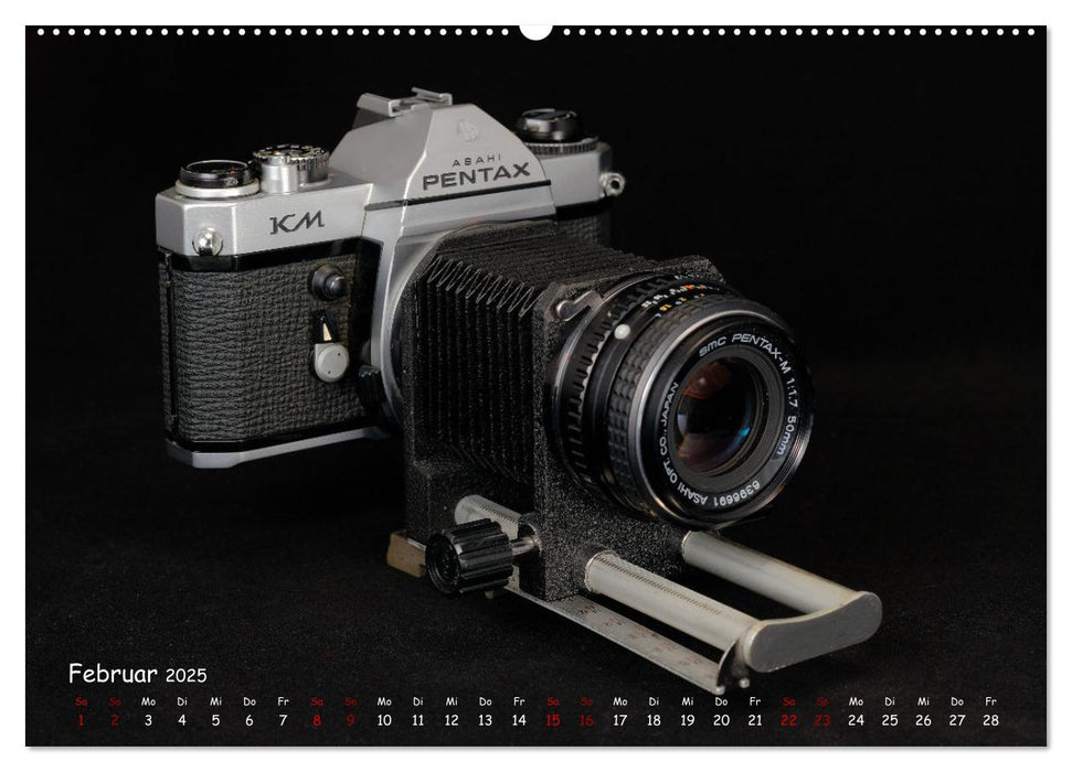 Legendäre Kameras der Marke Pentax (CALVENDO Premium Wandkalender 2025)