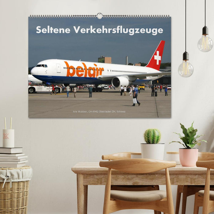 Seltene Verkehrsflugzeuge (CALVENDO Wandkalender 2025)