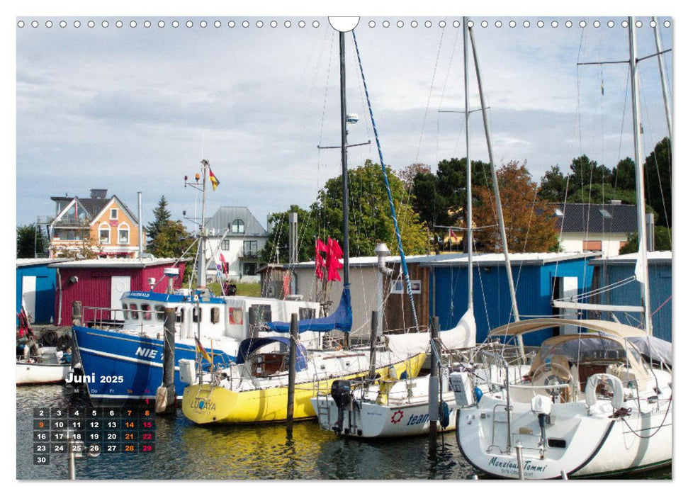 Lübecker Bucht Strand - Sport - Flair (CALVENDO Wandkalender 2025)