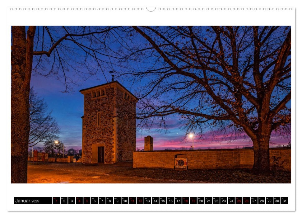 Magdeburg zur blauen Stunde (CALVENDO Premium Wandkalender 2025)