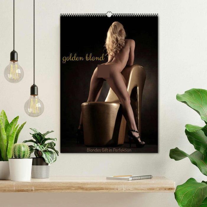 golden blond - Blondes Gift in Perfektion (CALVENDO Wandkalender 2025)